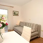 Гостевой дом Apartments And Rooms By The Sea Slano - Dubrovnik - 2682 Слано