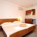 Apartments And Rooms By The Sea Slano - Dubrovnik - 2682 Гостевой дом 3*
