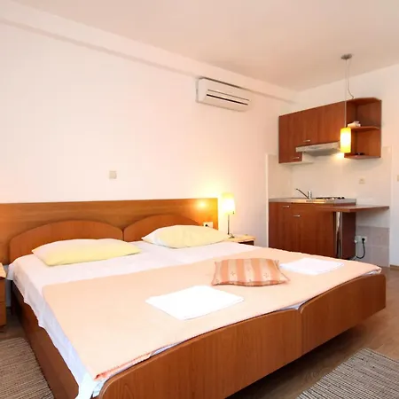 Apartments And Rooms By The Sea Slano, Dubrovnik - 2682 Гостевой дом 3*