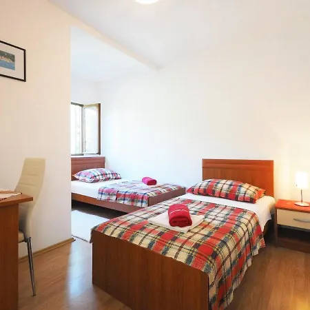 Гостевой дом Apartments And Rooms By The Sea Slano, Dubrovnik - 2682 Слано